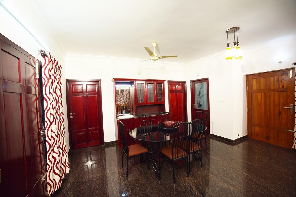 Beersheba Three Bed Room A/C Apartments Thiruvananthapuram Dış mekan fotoğraf