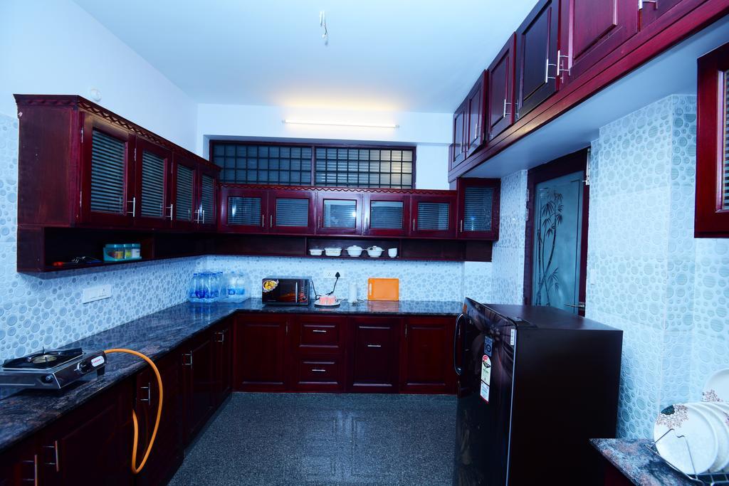 Beersheba Three Bed Room A/C Apartments Thiruvananthapuram Dış mekan fotoğraf