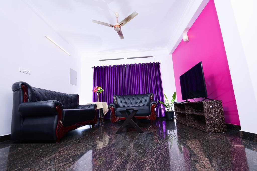 Beersheba Three Bed Room A/C Apartments Thiruvananthapuram Dış mekan fotoğraf