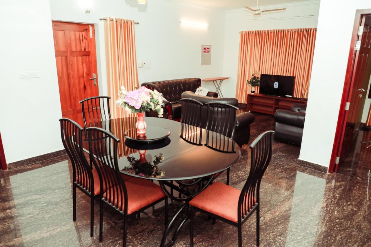 Beersheba Three Bed Room A/C Apartments Thiruvananthapuram Dış mekan fotoğraf