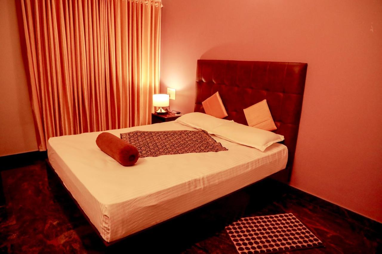 Beersheba Three Bed Room A/C Apartments Thiruvananthapuram Dış mekan fotoğraf